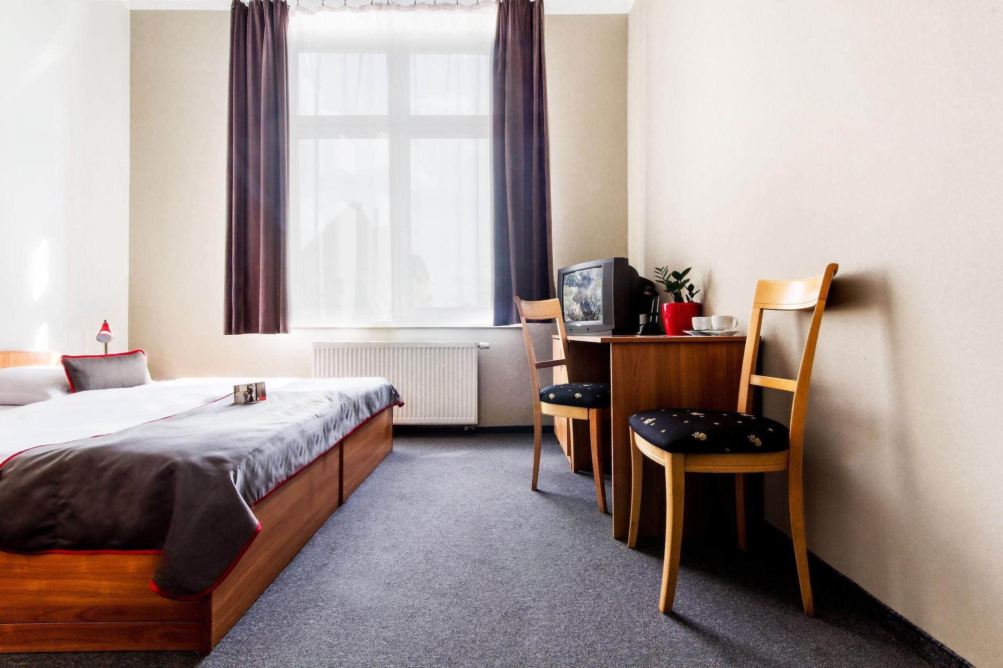Hotel Diament Economy Gliwice Exterior photo
