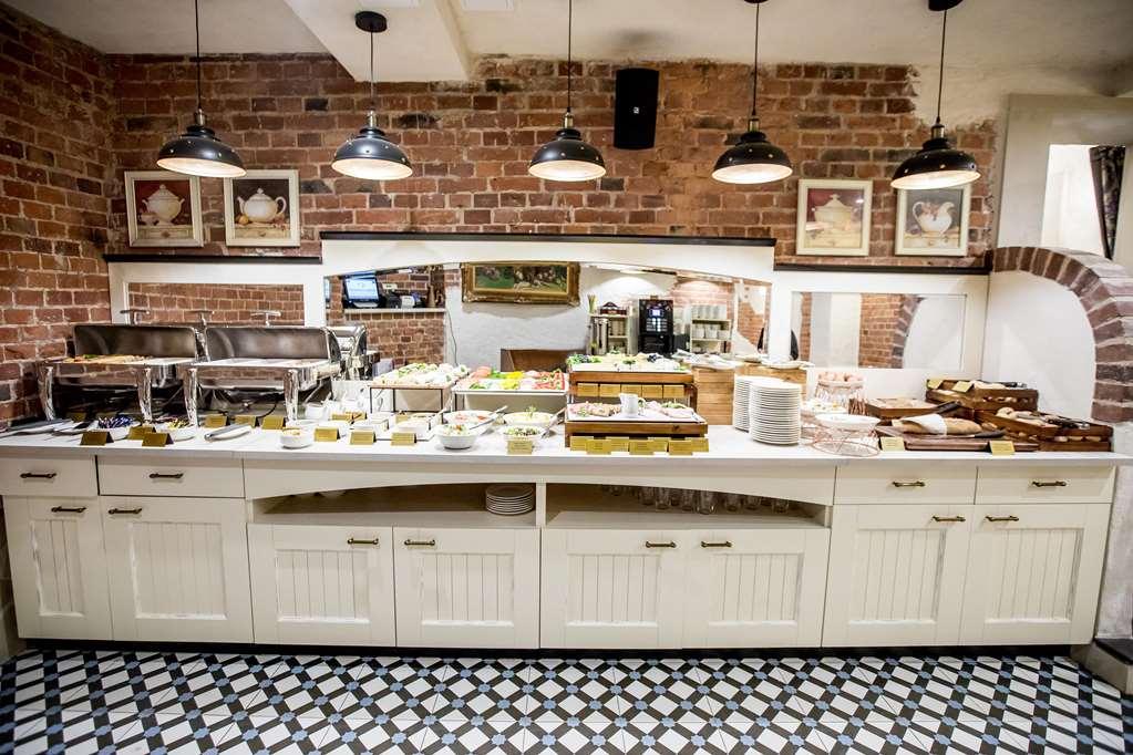 Hotel Diament Economy Gliwice Restaurant photo