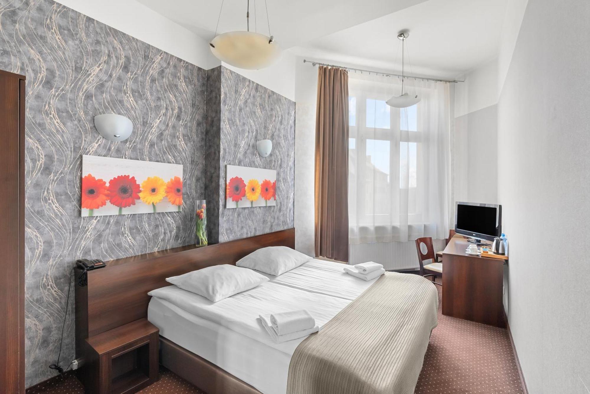 Hotel Diament Economy Gliwice Exterior photo