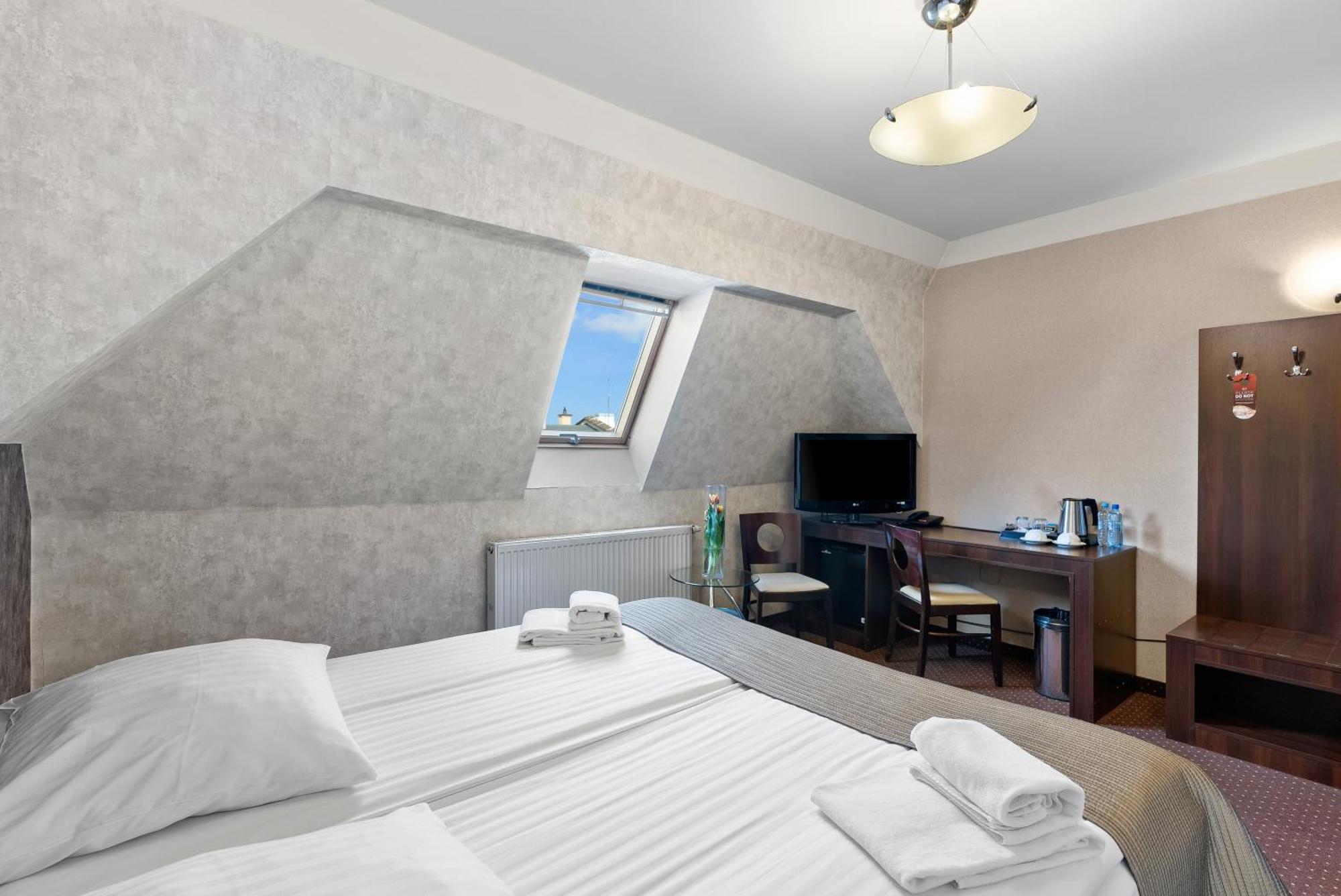 Hotel Diament Economy Gliwice Exterior photo